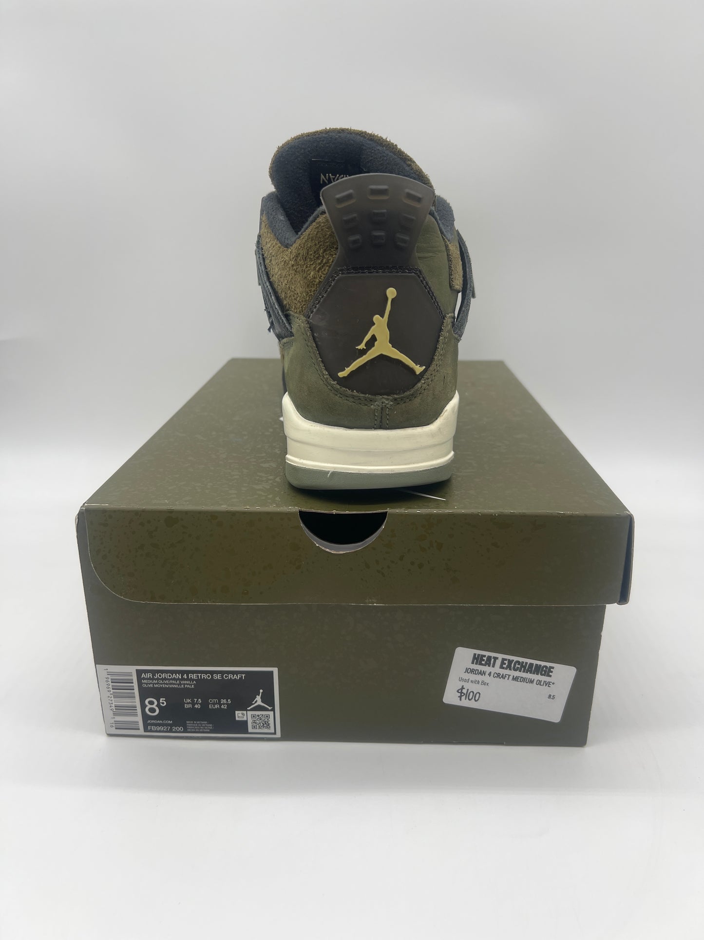 Jordan 4 Craft Medium Olive*