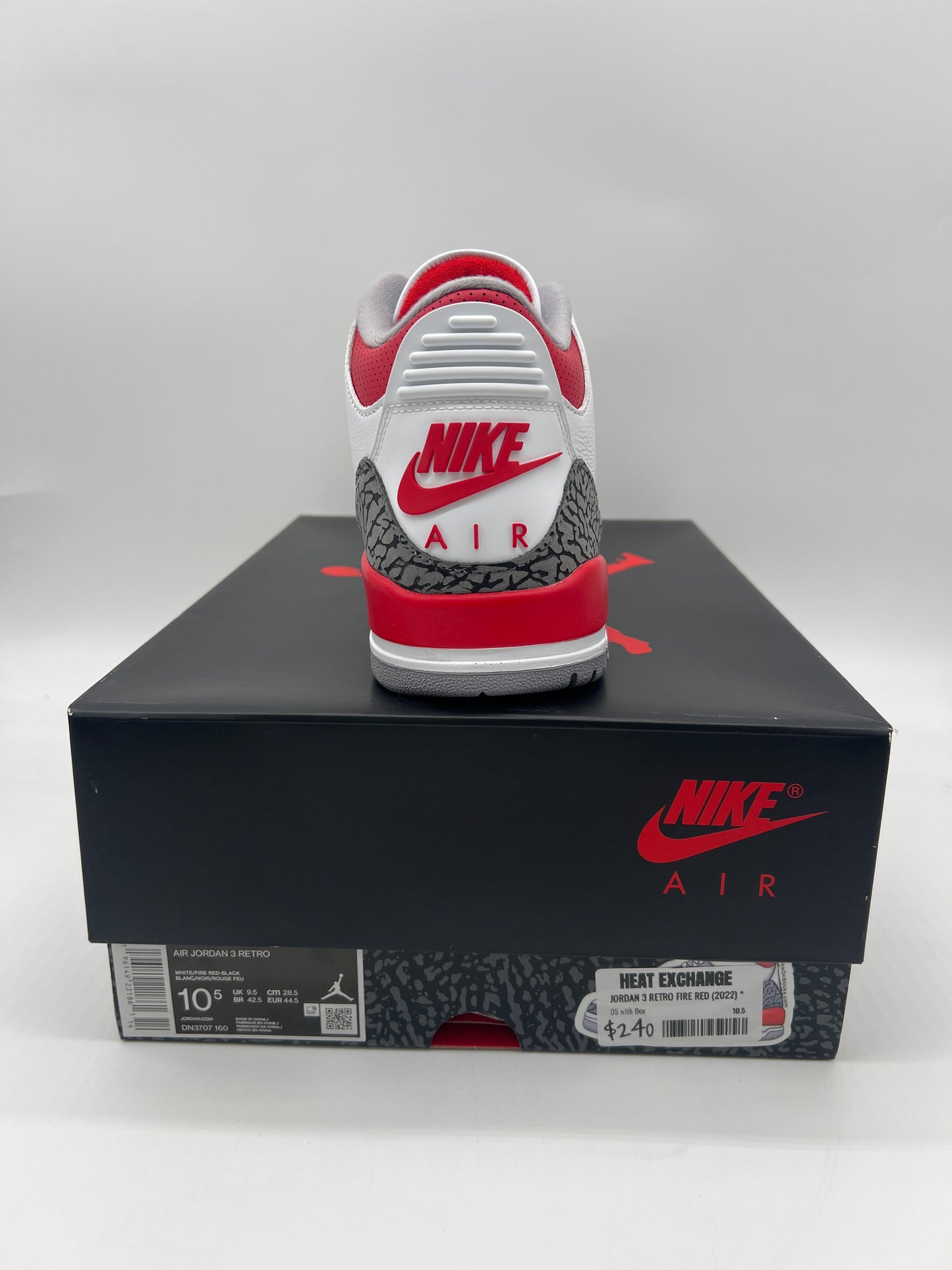 Jordan 3 Retro Fire Red (2022) *