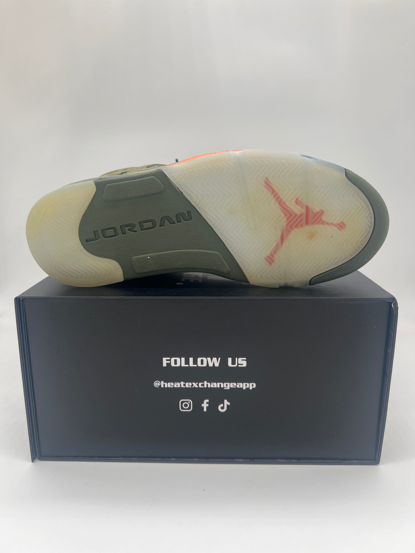 Jordan Retro 5 Olive