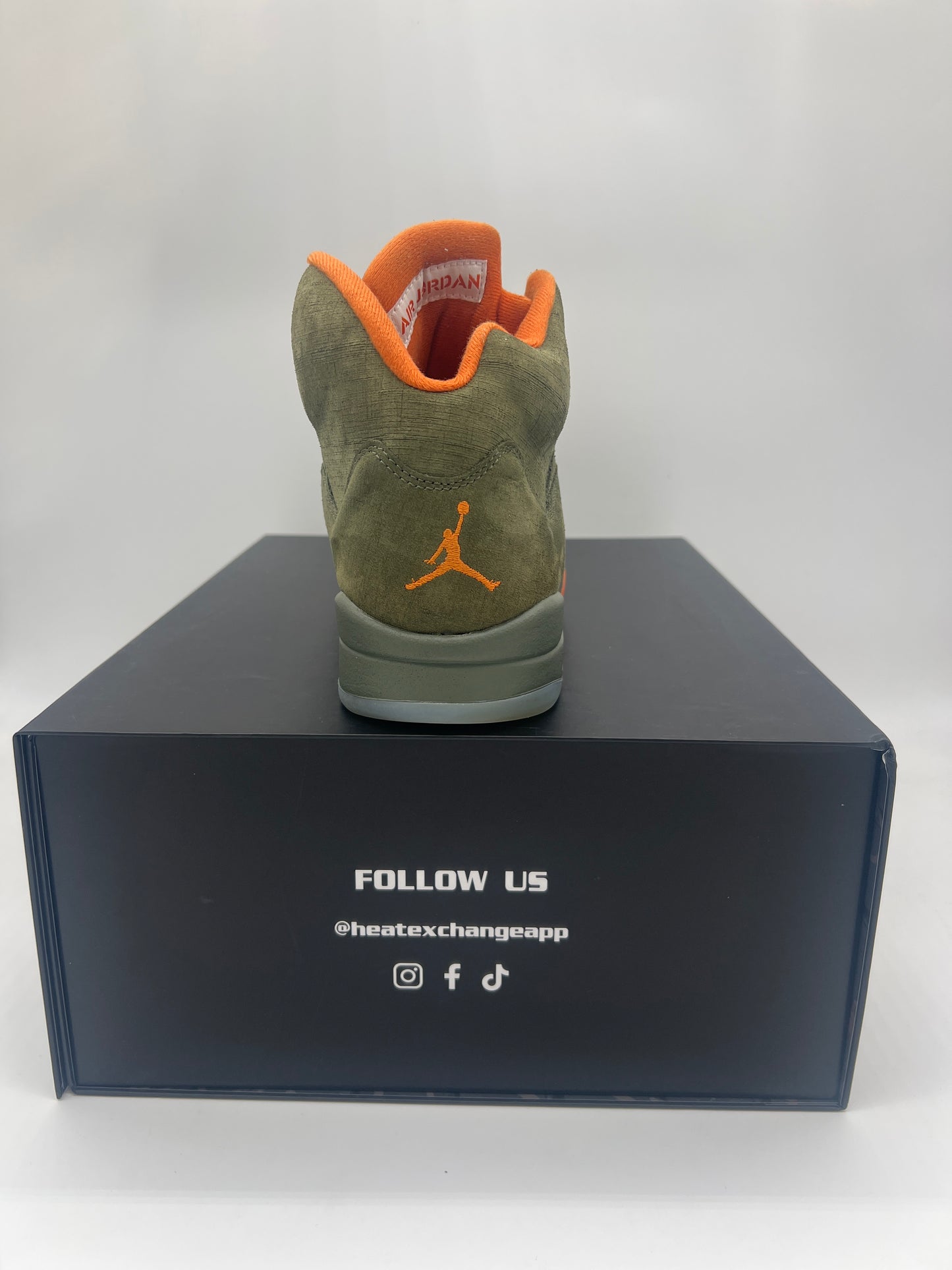 Jordan Retro 5 Olive