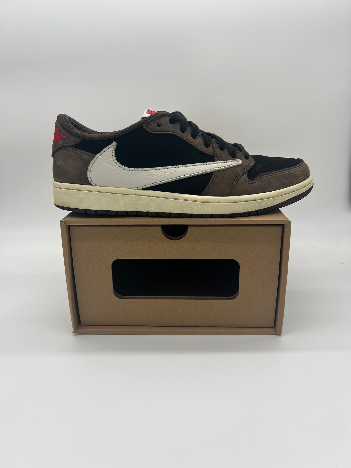 Travis Mocha Low*