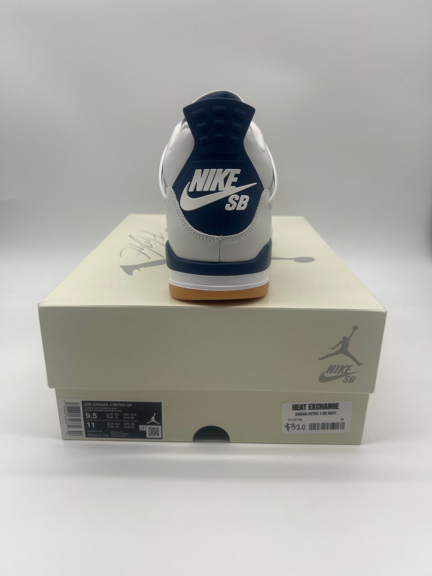 Jordan Retro 4 SB Navy