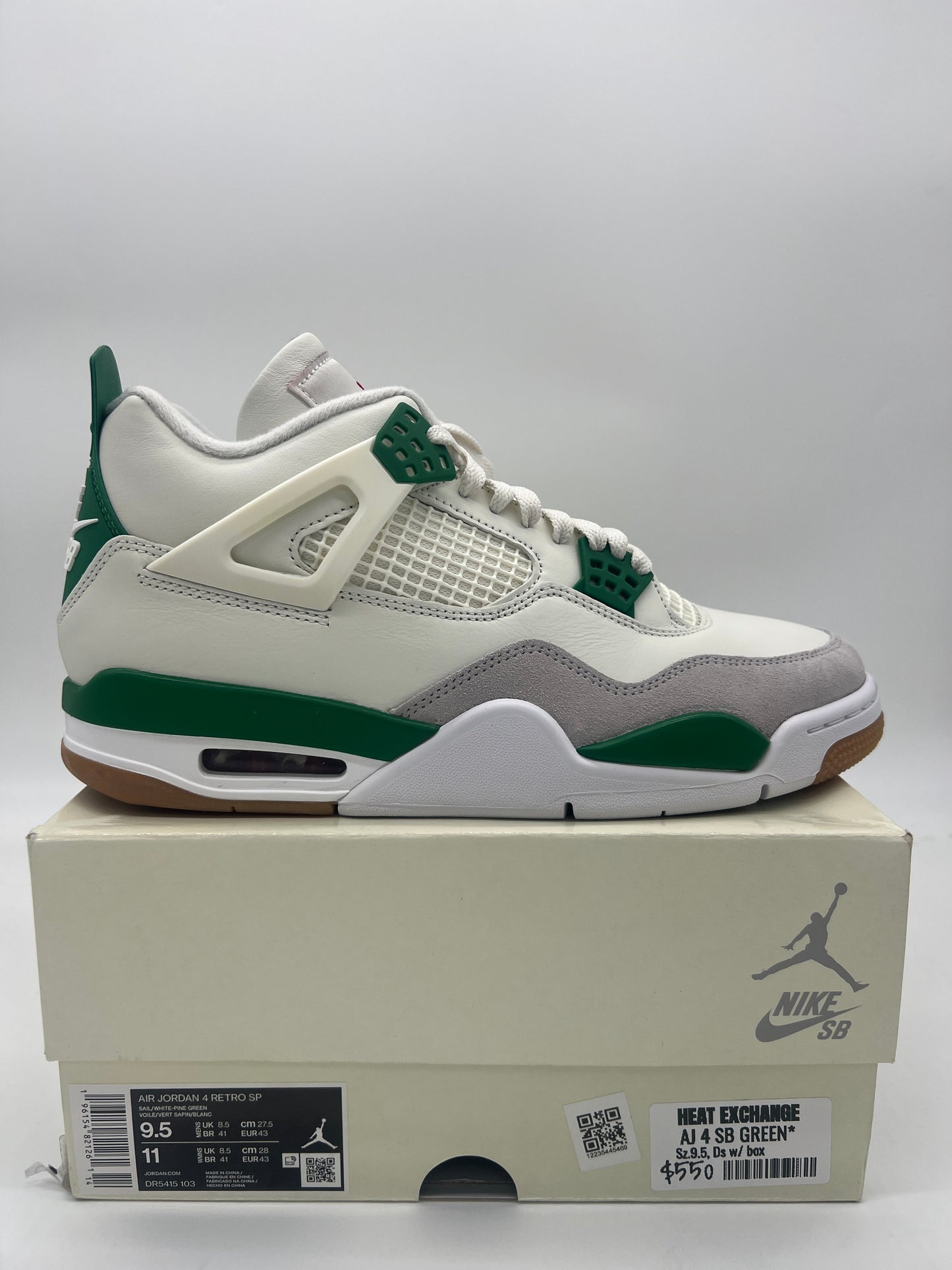 Jordan 4 Retro SB Pine Green *