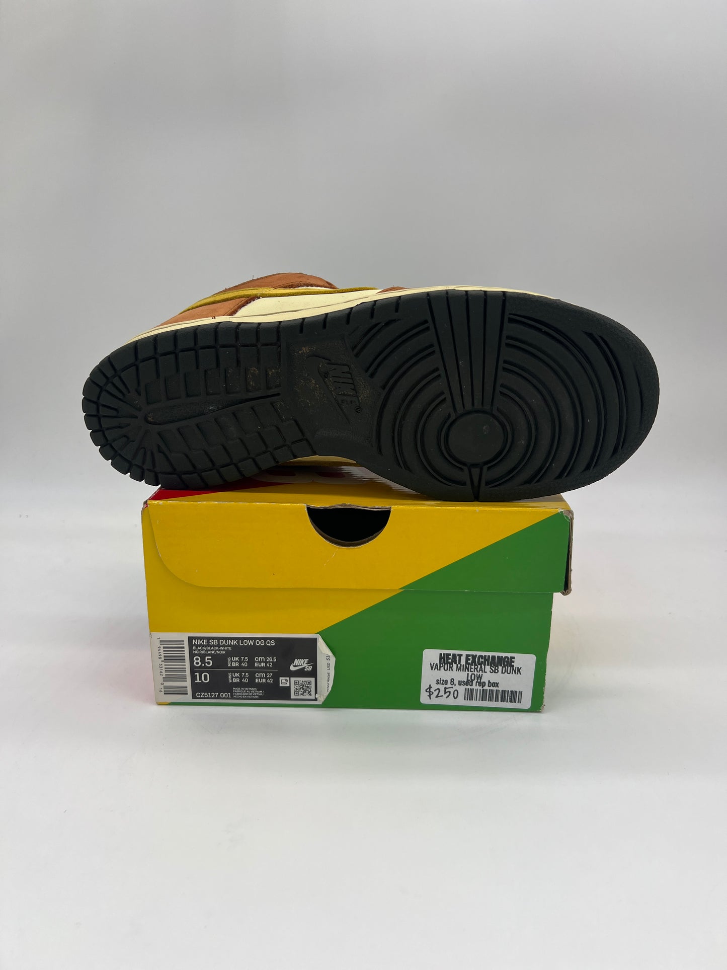 Nike SB Dunk Low Vapor Mineral