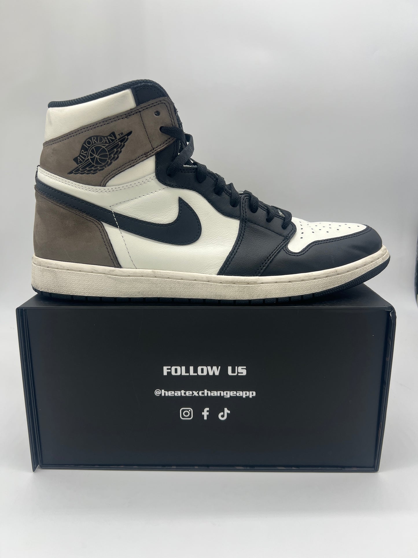 Jordan Retro 1 Mocha High