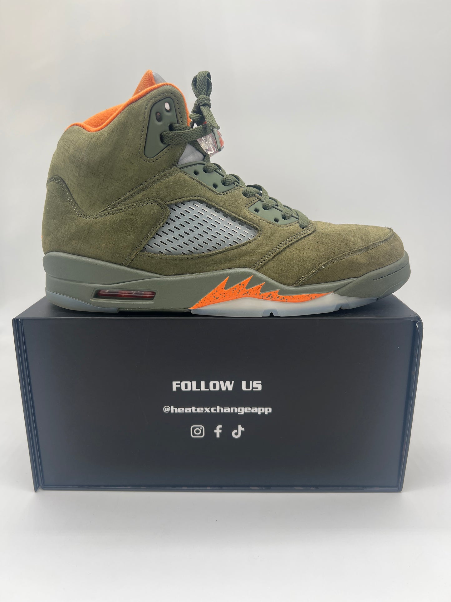 Jordan Retro 5 Olive