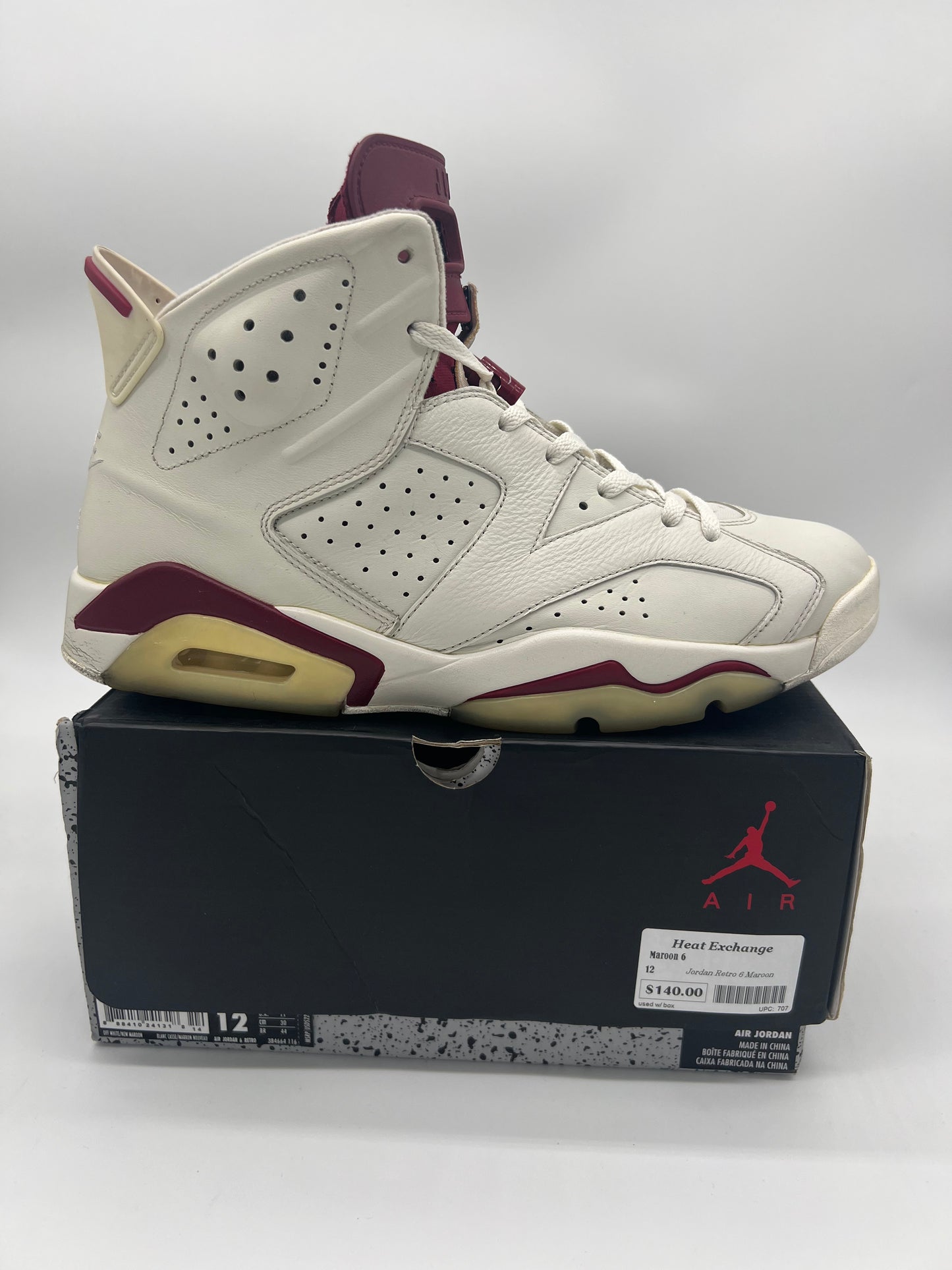 Maroon 6-used w/ box : 12