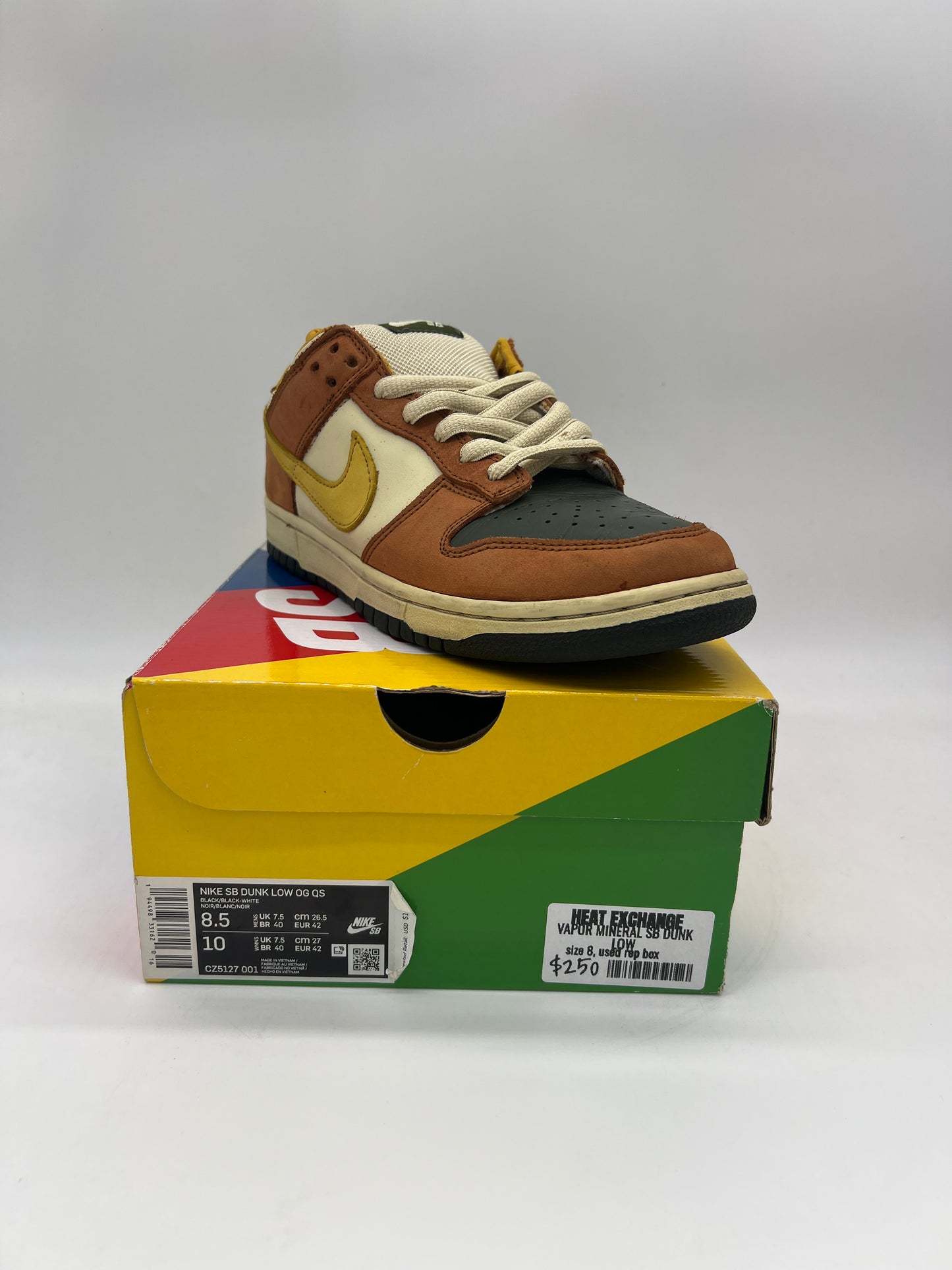 Nike SB Dunk Low Vapor Mineral