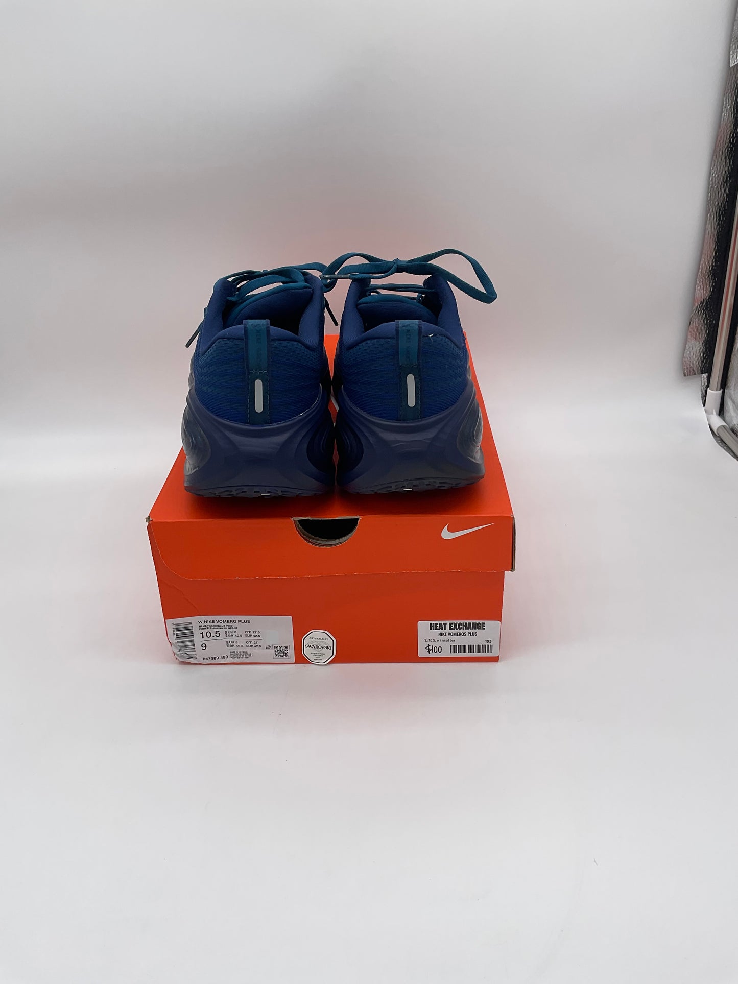 Nike Vomeros Plus